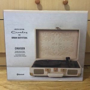 Limited Edition Crosley Cruiser Record Player